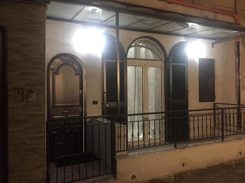 Casa Vacanze Sannazzaro 70 Nápoles Exterior foto